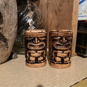 Vintage Mid Century Tiki Ceramic Salt & Pepper Shakers